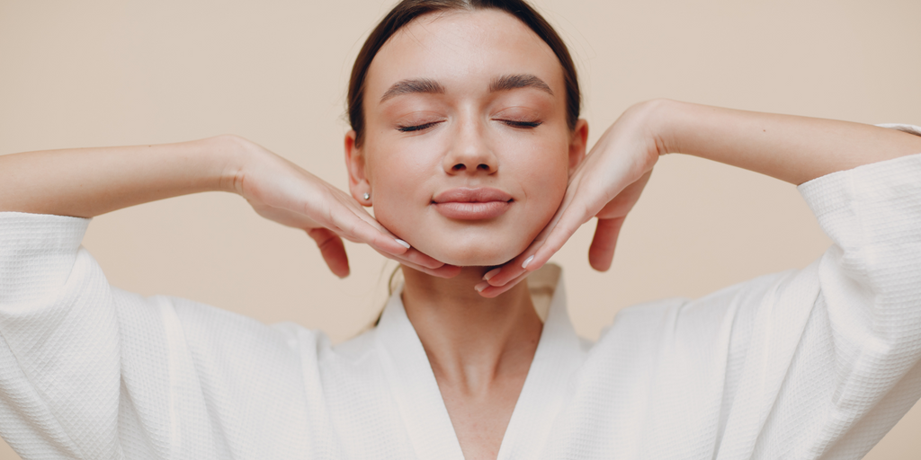 The Art of Facial Massage: Techniques for Glowing, Youthful Skin